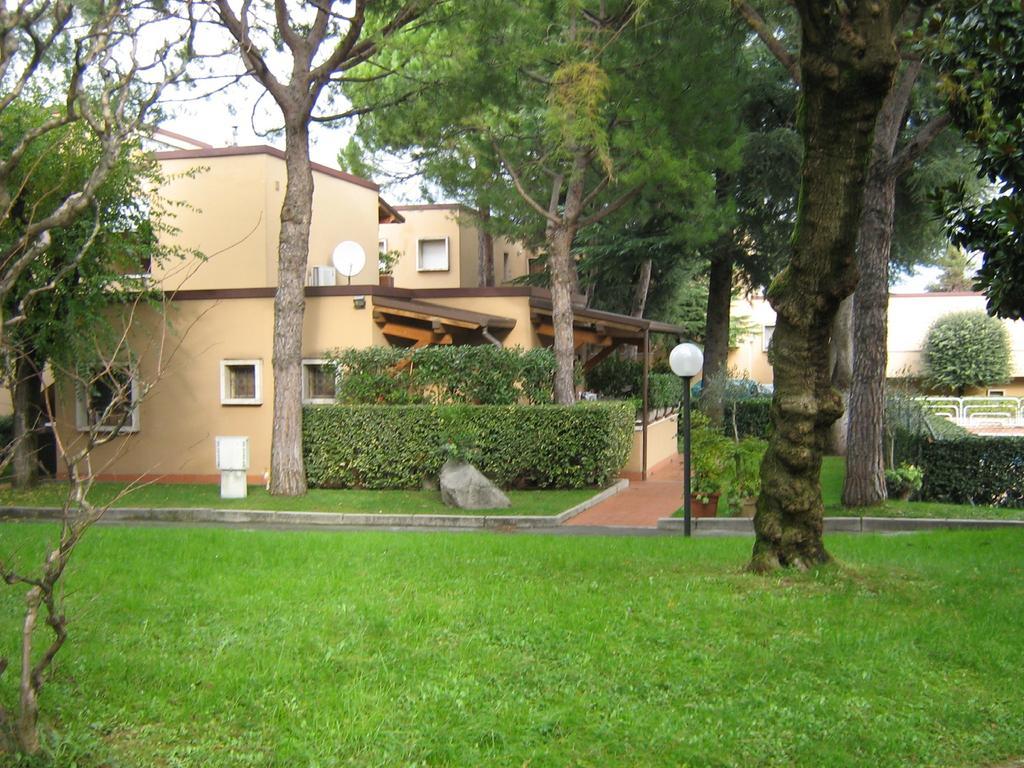 Residence La Madonnina Peschiera del Garda Ngoại thất bức ảnh